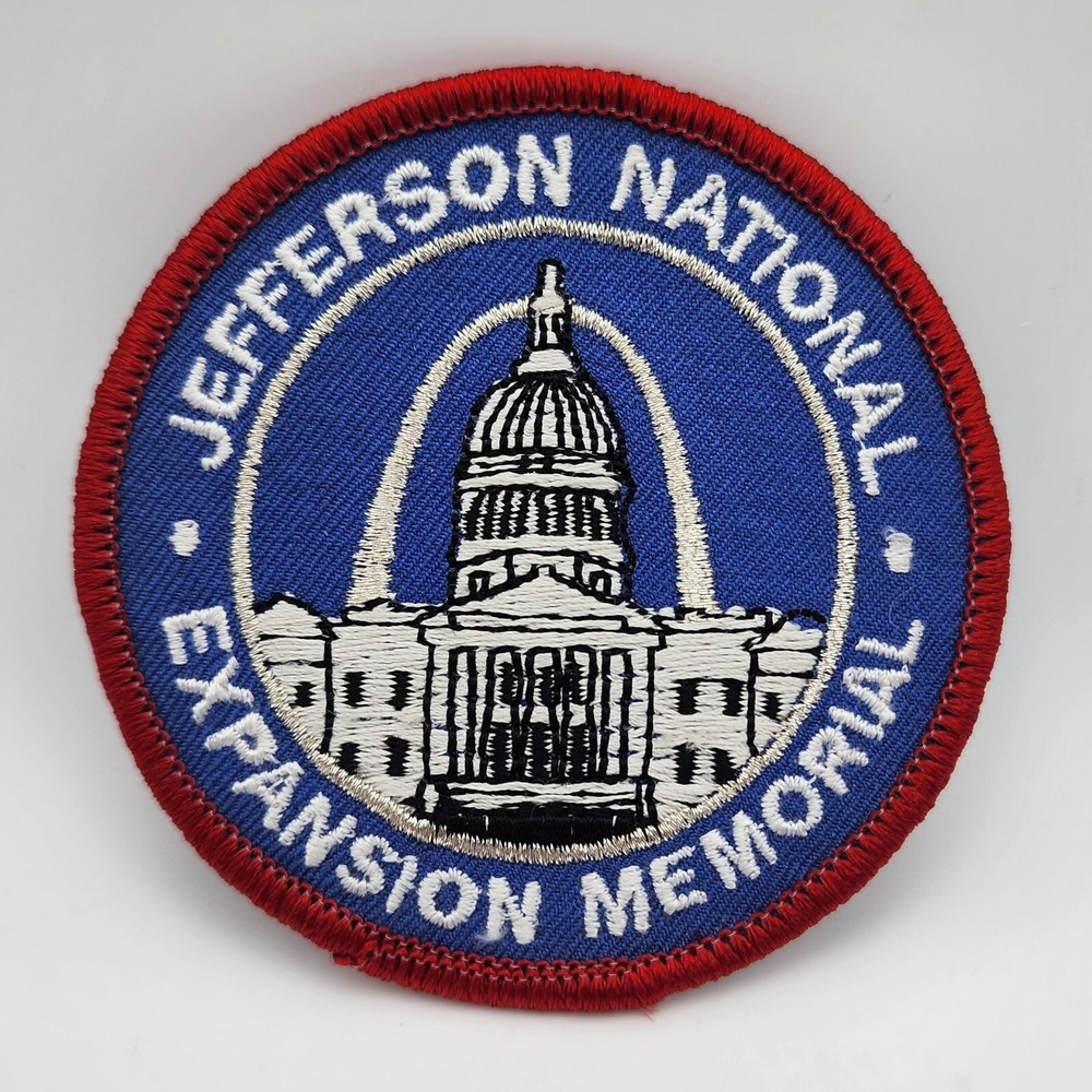 Jefferson National Expansion‎ Memorial Travel Souvenir Embroidered Patch 3"